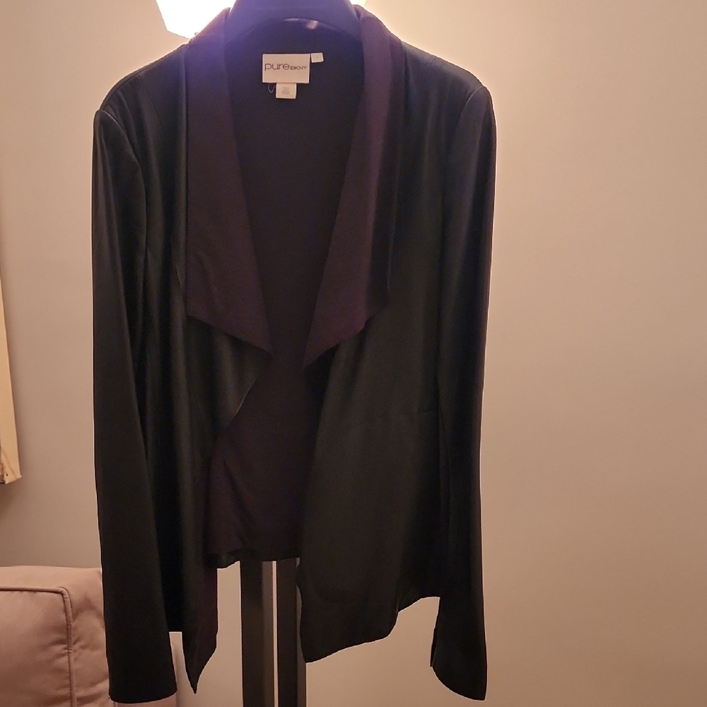 DKNY Pure Butter Soft Lambskin Black Women's Leather Jacket w/pockets